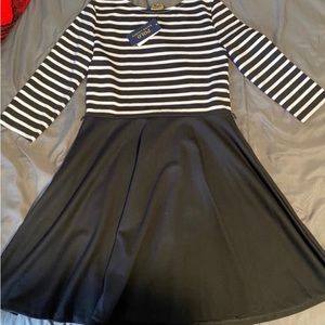 Polo Ralph Lauren Girl Size 16 Black and White Stripped Dress Long Sleeve